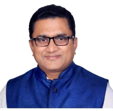 কুলাউড়ায় নৌকা নিয়ে সিপারের জয়