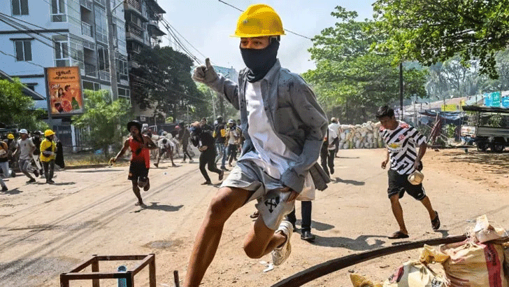 মিয়ানমার জান্তার ওপর আসছে ইইউ’র কঠোর নিষেধাজ্ঞা
