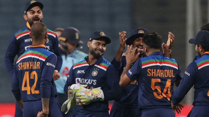 শ্বাসরুদ্ধকর ম্যাচে ভারতের জয়