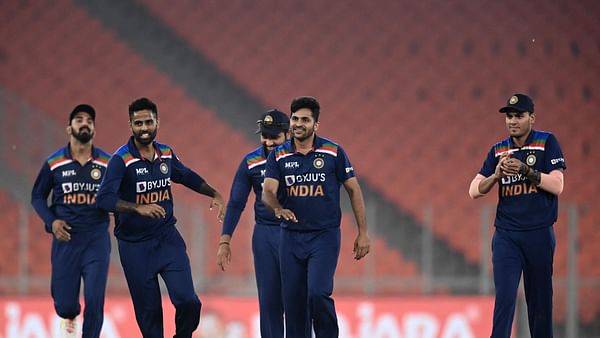 কোহলির ব্যর্থতার পরও দমবন্ধ ম্যাচ জিতে সিরিজে সমতায় ভারত