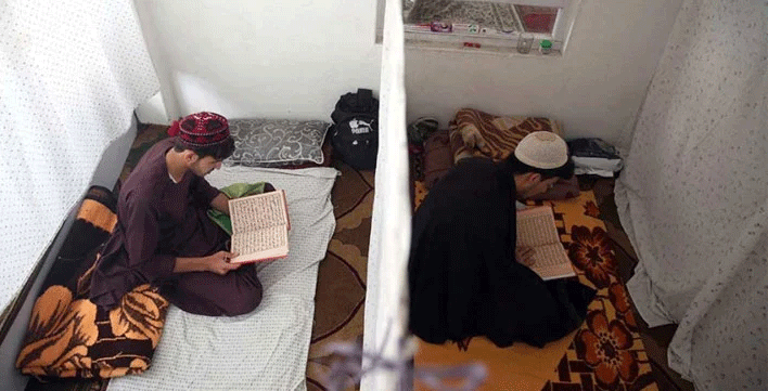 লকডাউনে ঘরে বসেই যেসব আমল করতে পারেন