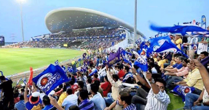 কোটি টাকা খরচ করেও আইপিএলে ক্রিকেটার মিলছে না