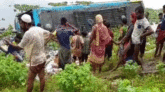 দক্ষিণ সুনামগঞ্জে যাত্রীবাহী বাস পানিতে ডুবে একযাত্রী নিহত, আহত ৫