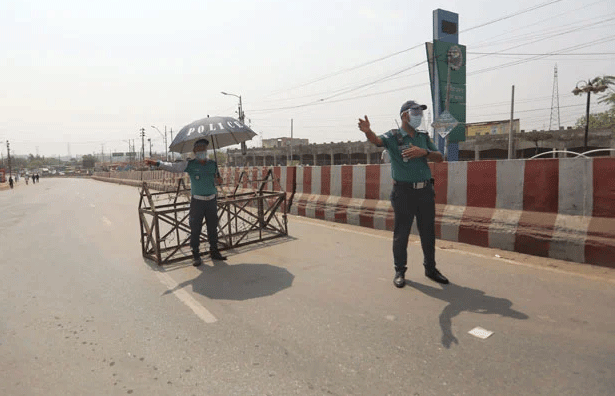 কঠোর লকডাউন শিথিলের সিদ্ধান্ত