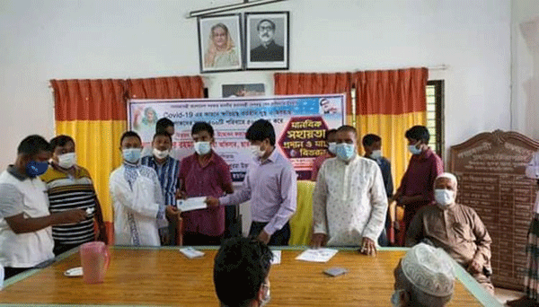 ছাতকে ৪১০ পরিবারের মধ্যে প্রধানমন্ত্রীর উপহার বিতরণ