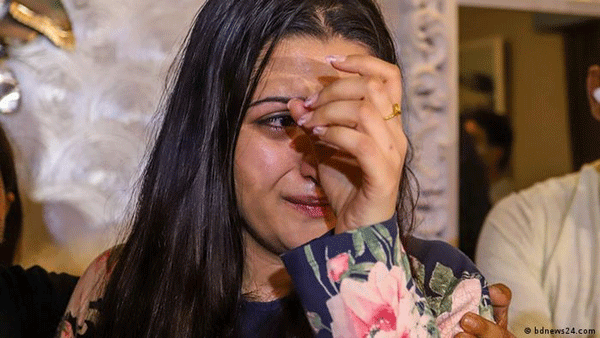 পরীমনির বাসায় র‌্যাবের অভিযান