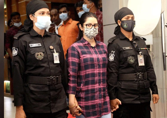 পরীমণি-রাজকে বনানী থানায় হস্তান্তর: ৭ দিনের রিমান্ড চাইবে পুলিশ