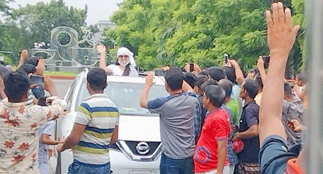 কারামুক্ত পরীমণি
