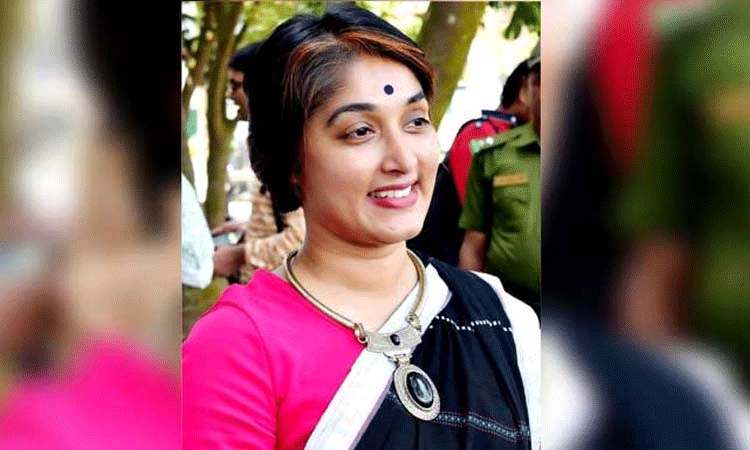 চুল কেটে দেওয়া সেই শিক্ষক বহিষ্কার : বিশ্ববিদ্যালয় বন্ধ ঘোষণা