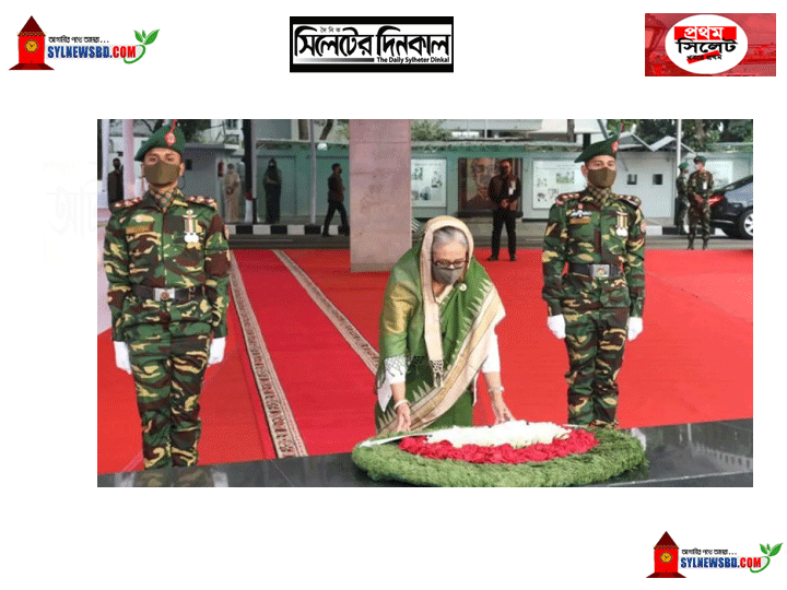 বঙ্গবন্ধুর প্রতিকৃতিতে প্রধানমন্ত্রীর শ্রদ্ধা