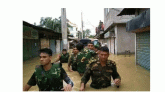 সিলেট ও সুনামগঞ্জে উদ্ধার কাজে সেনাবাহিনীর ৯ ইউনিট