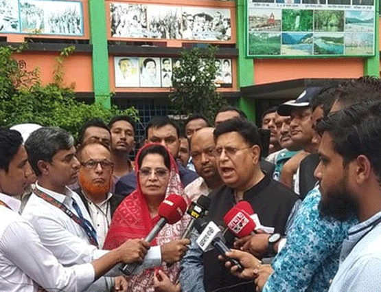 সিসিক নির্বাচনে ভোট দিলেন পররাষ্ট্রমন্ত্রী