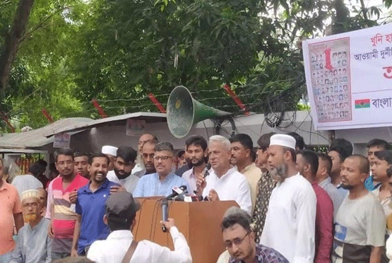 এক দিনের জন্য শেখ হাসিনাকে আয়নাঘরে রাখার দাবী,ফারুক