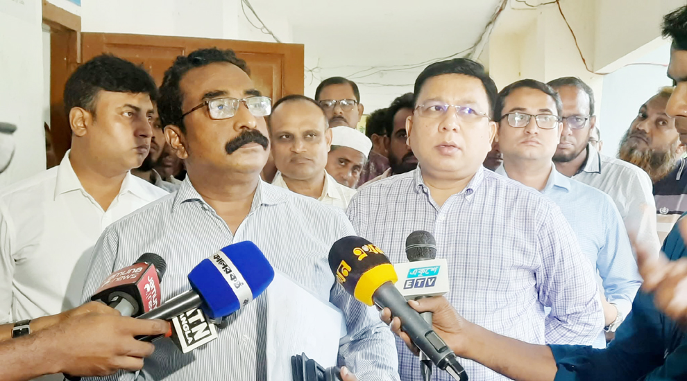 সিলেটের পাথর লুটকারীদের পূর্ণাঙ্গ তালিকা প্রকাশ করবে প্রশাসন : বিভাগীয় কমিশনার