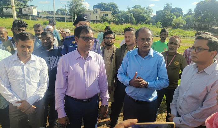 সিলেটবাসী তথা দেশবাসীর স্বার্থে হকারদের সড়ক ছাড়তেই হবে, আবারও বিনয়ের সাথে জানালেন জেলা প্রশাসকের
