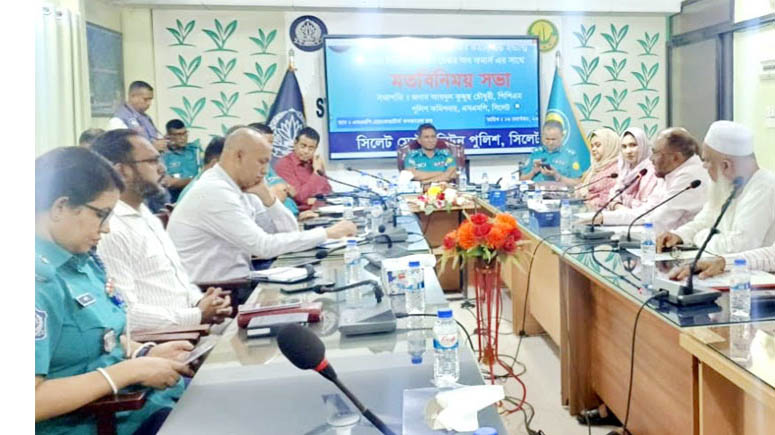 নগরীর ফুটপাত অবমুক্ত করতে আপনারা ক ঠো র হন আমরা আছি সাথে-এসএমসিসিআই’র